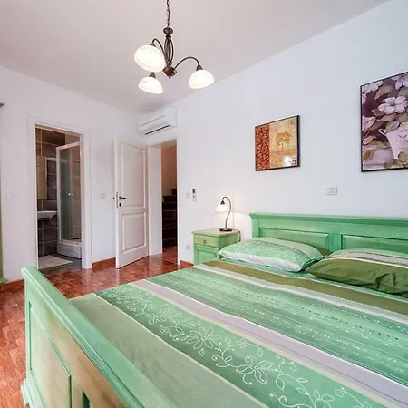Villa Ester Rovinj Exterior photo
