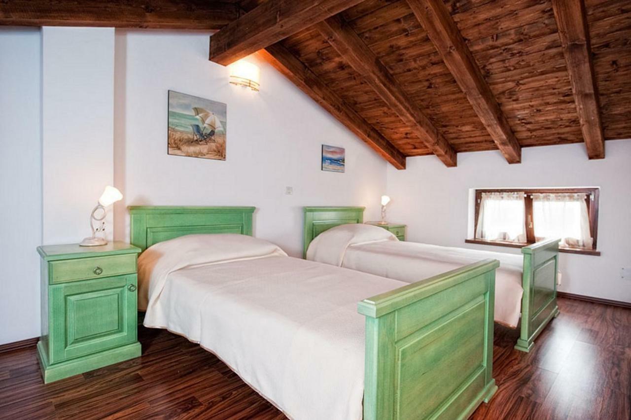 Ester Apartment